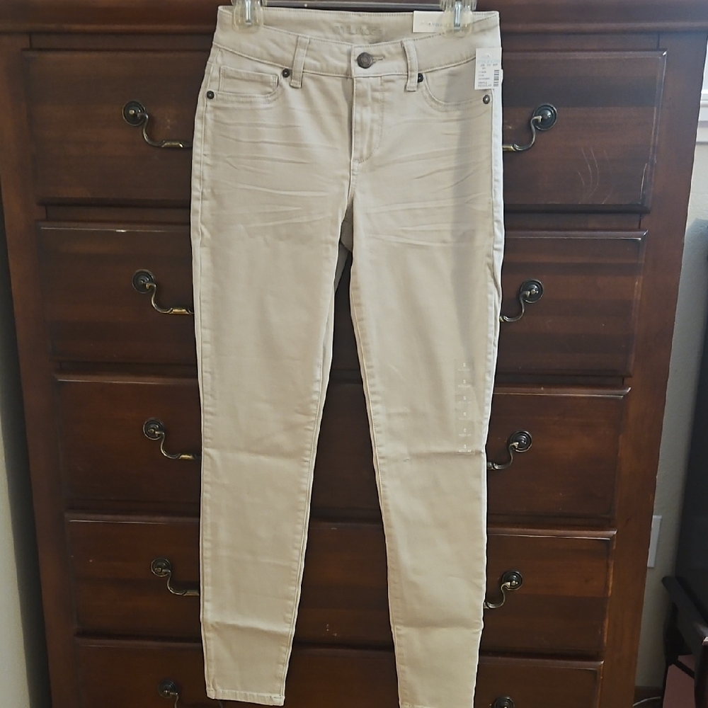 Maurices Cream Skinny Pants